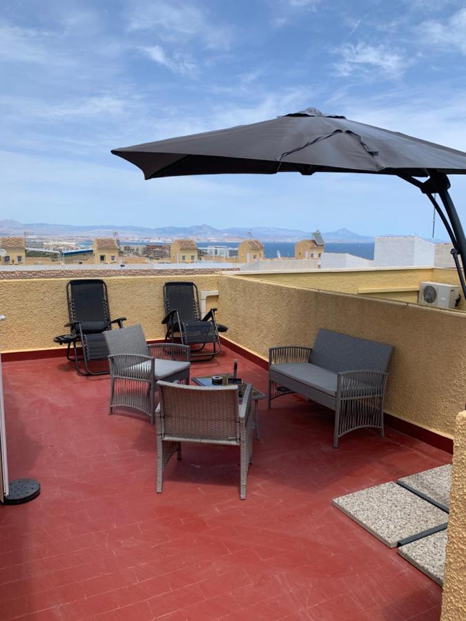 Adosado Tranquilo Con Piscina Y Vistas Al Mar Apartment Puerto Marino Ngoại thất bức ảnh